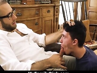 Jaw-dropping Stepdaddy Training His Stepson How To Deep Gullet A Man-meat - Myfamilydick 8 Min