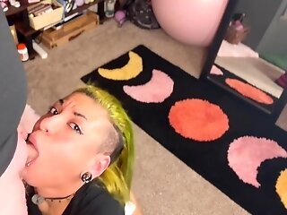 Crazy Whore Begs For Face Fuck And Jism